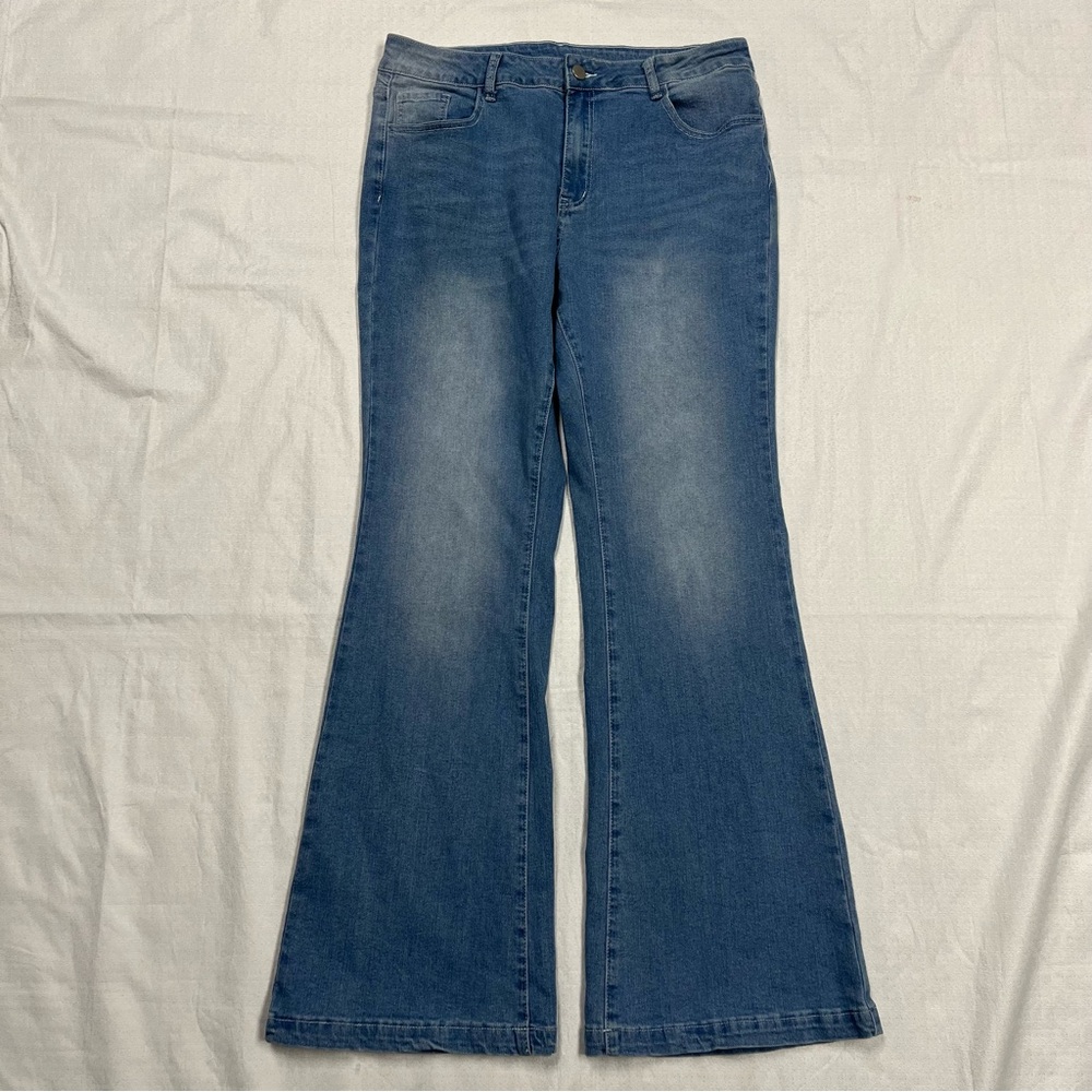 Myoursa ladies Lightstone washed boot cut jeans size XL